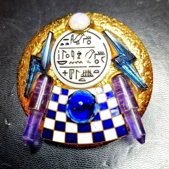 EUC HANDMADE BEAUTIFUL OPAL ARTIST PIECE WITH BLUE GLASS - Picture 1 of 4